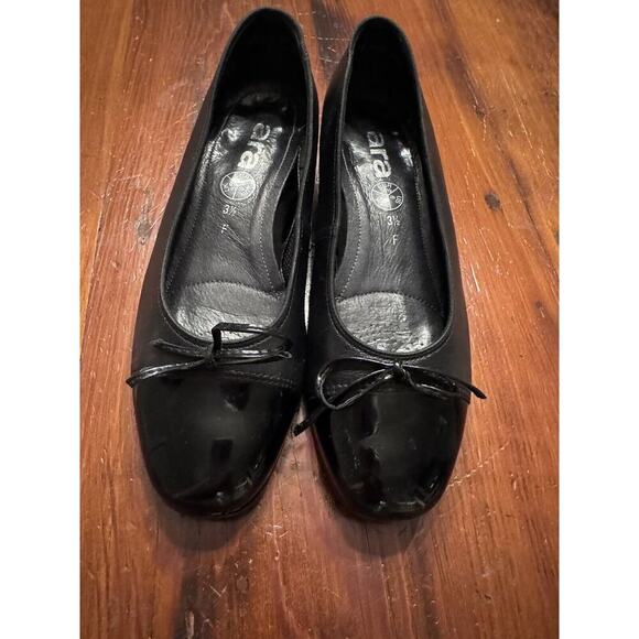 Ara Belinda Cap Toe Ballet Flats Black Women’s Size 6 Orig $170 - Picture 1 of 13